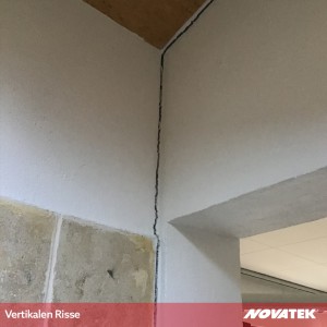 Vertikalen Risse